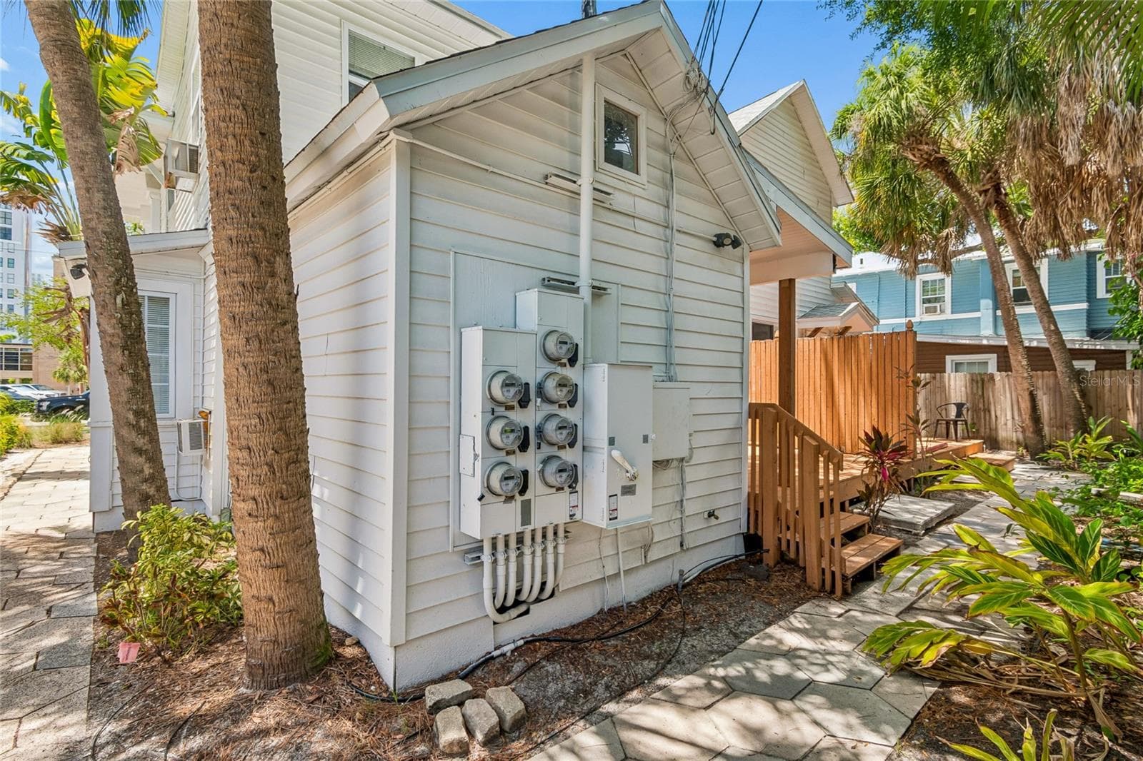 Multi-Family 5+ at 255 6TH AVE N, ST PETERSBURG, photo 10 of 36