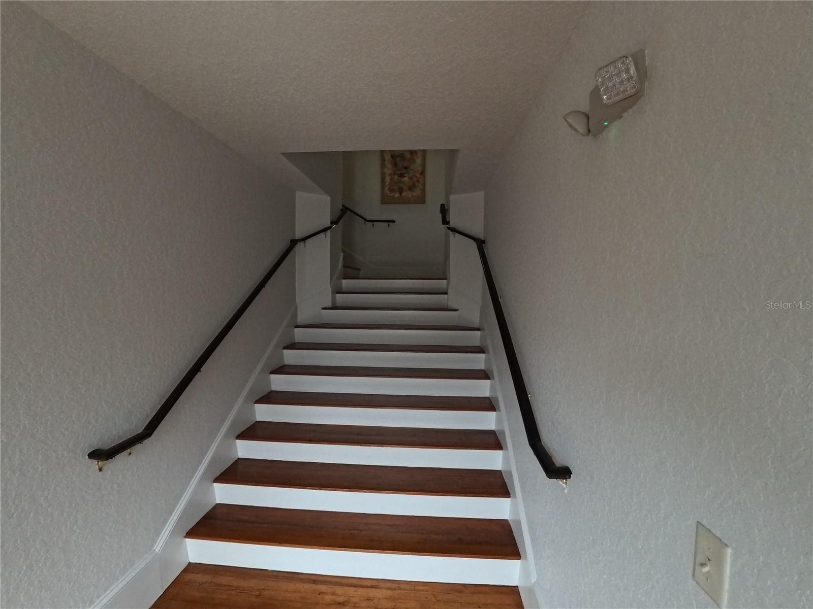 Multi-Family 5+ at 255 6TH AVE N, ST PETERSBURG, photo 16 of 36