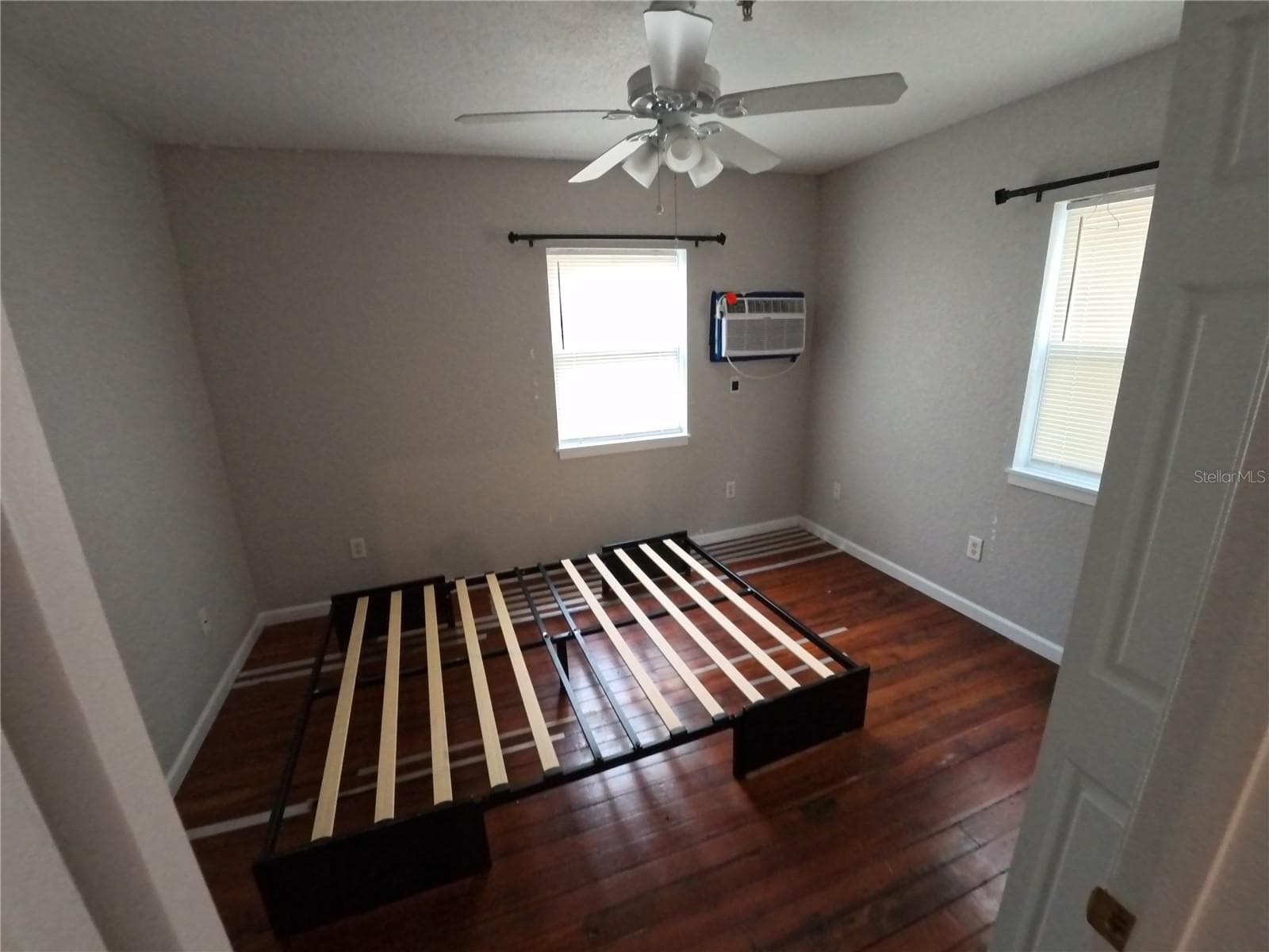 Multi-Family 5+ at 255 6TH AVE N, ST PETERSBURG, photo 23 of 36
