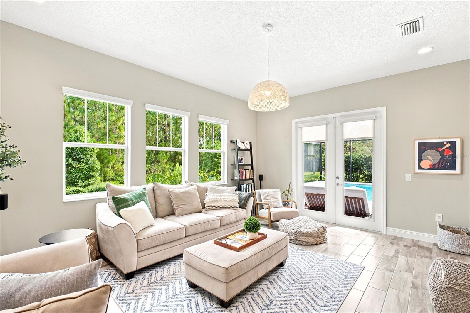 great room - 4263 WOODLAND RETREAT BLVD, NEW PORT RICHEY