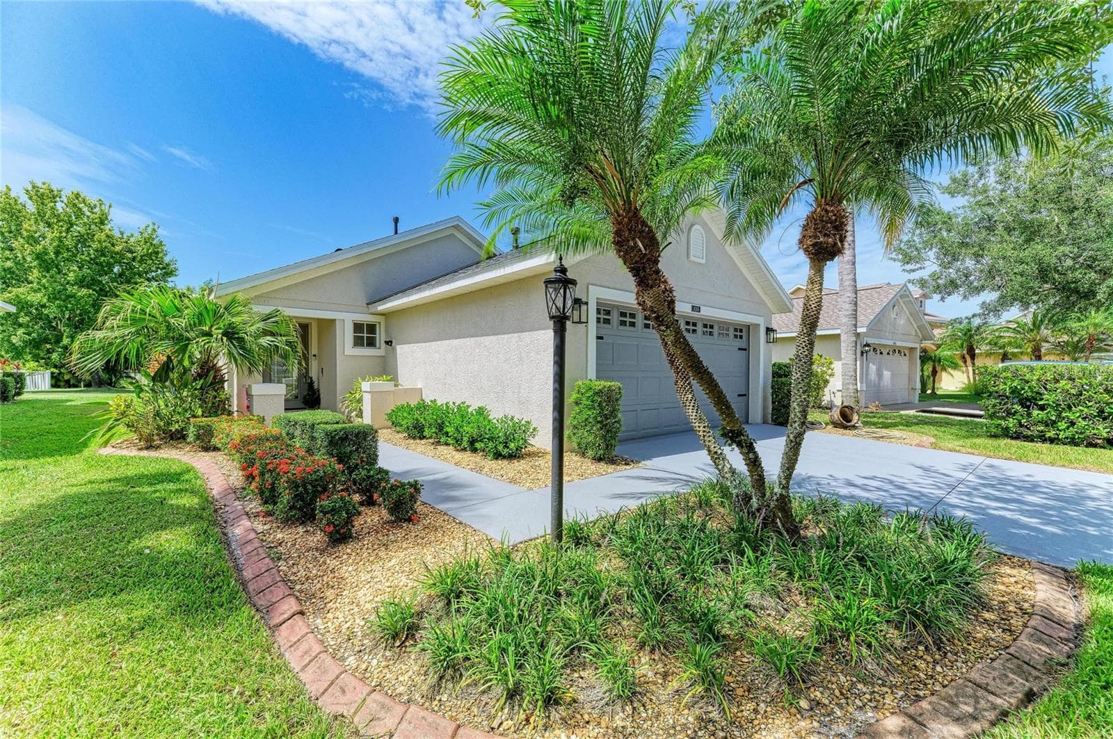 Single Family Residence at 14260 GNATCATCHER TER, LAKEWOOD RANCH, photo 3 of 62