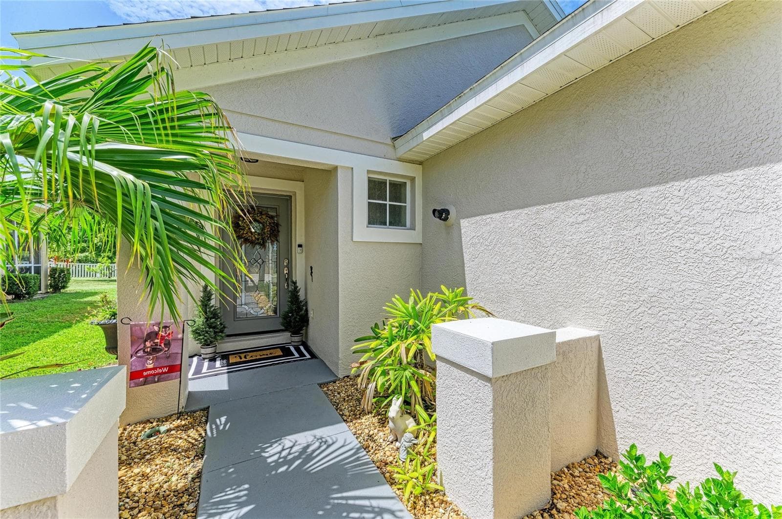 Single Family Residence at 14260 GNATCATCHER TER, LAKEWOOD RANCH, photo 4 of 62