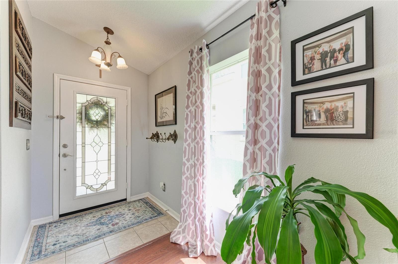 Single Family Residence at 14260 GNATCATCHER TER, LAKEWOOD RANCH, photo 5 of 62