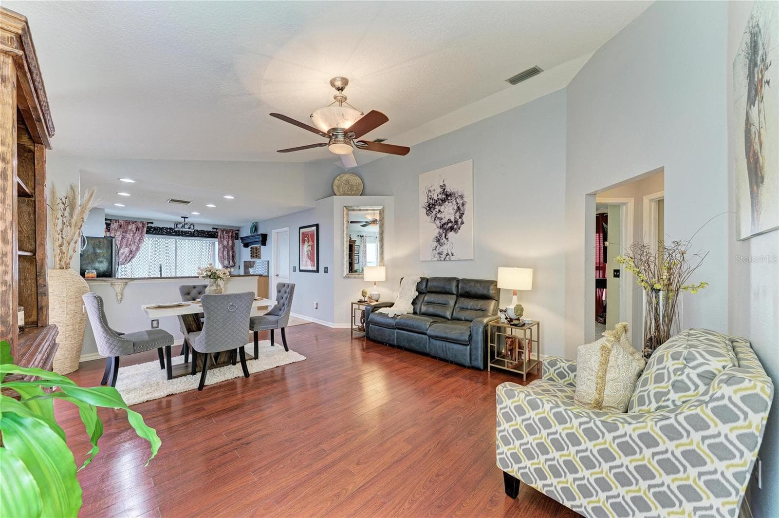 Single Family Residence at 14260 GNATCATCHER TER, LAKEWOOD RANCH, photo 7 of 62