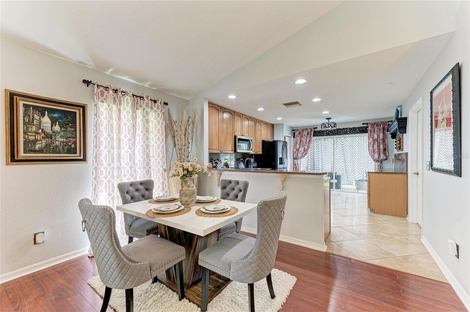 Single Family Residence at 14260 GNATCATCHER TER, LAKEWOOD RANCH, photo 9 of 62
