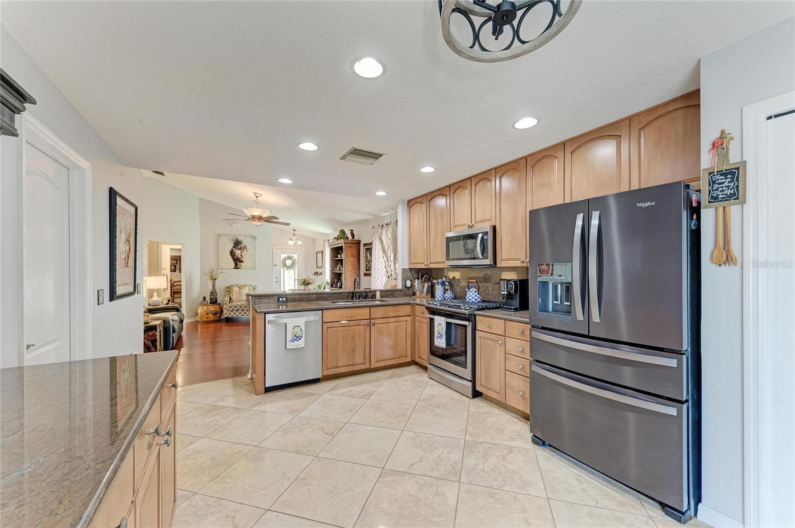 Single Family Residence at 14260 GNATCATCHER TER, LAKEWOOD RANCH, photo 16 of 62