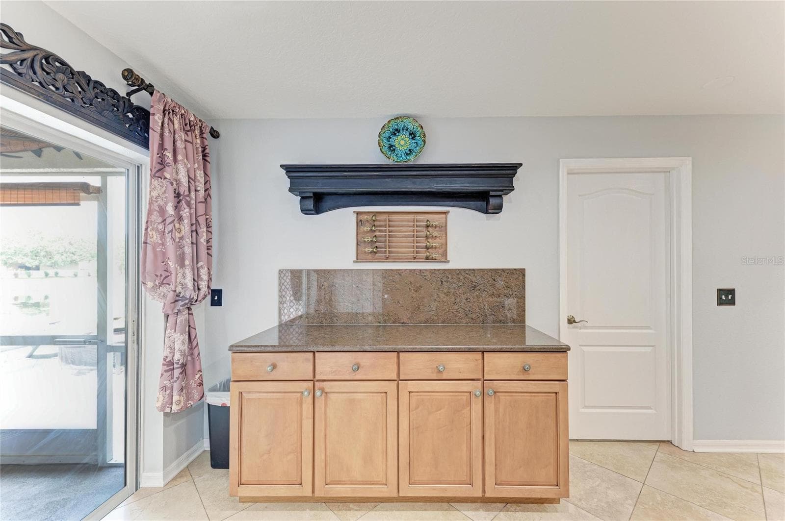 Single Family Residence at 14260 GNATCATCHER TER, LAKEWOOD RANCH, photo 17 of 62