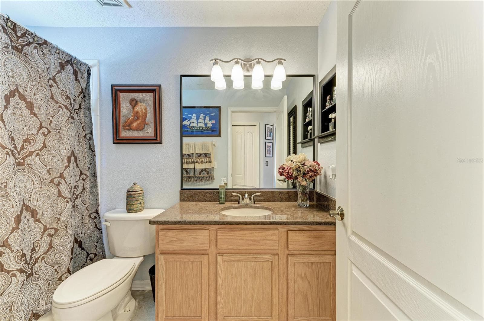 Single Family Residence at 14260 GNATCATCHER TER, LAKEWOOD RANCH, photo 29 of 62