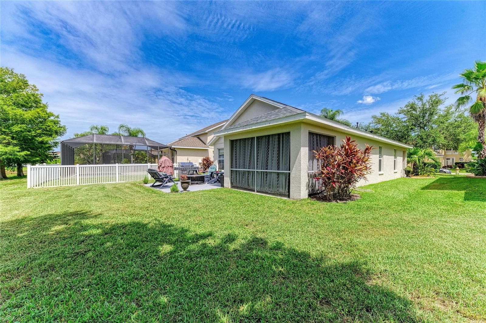 Single Family Residence at 14260 GNATCATCHER TER, LAKEWOOD RANCH, photo 40 of 62