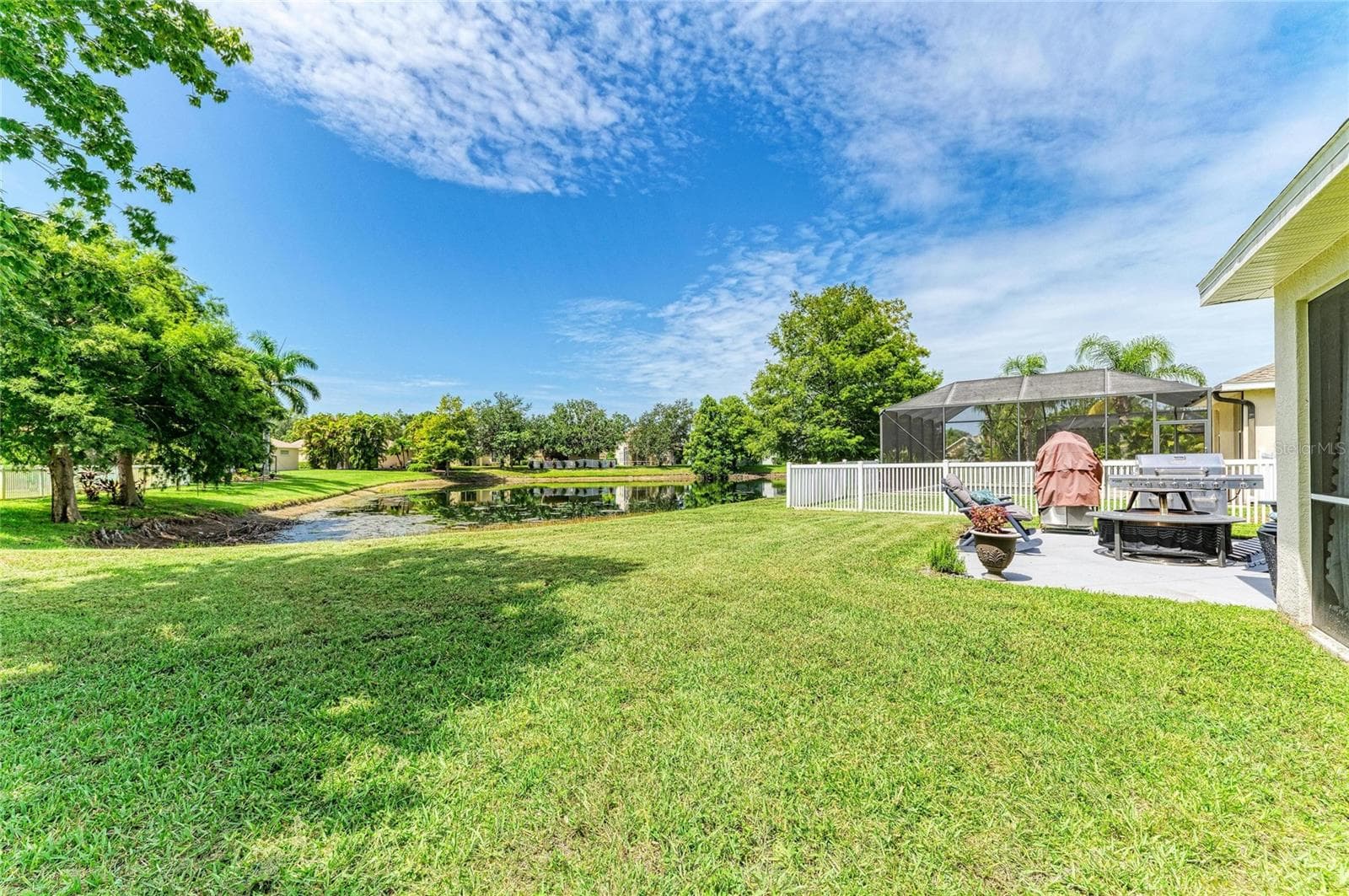 Single Family Residence at 14260 GNATCATCHER TER, LAKEWOOD RANCH, photo 41 of 62