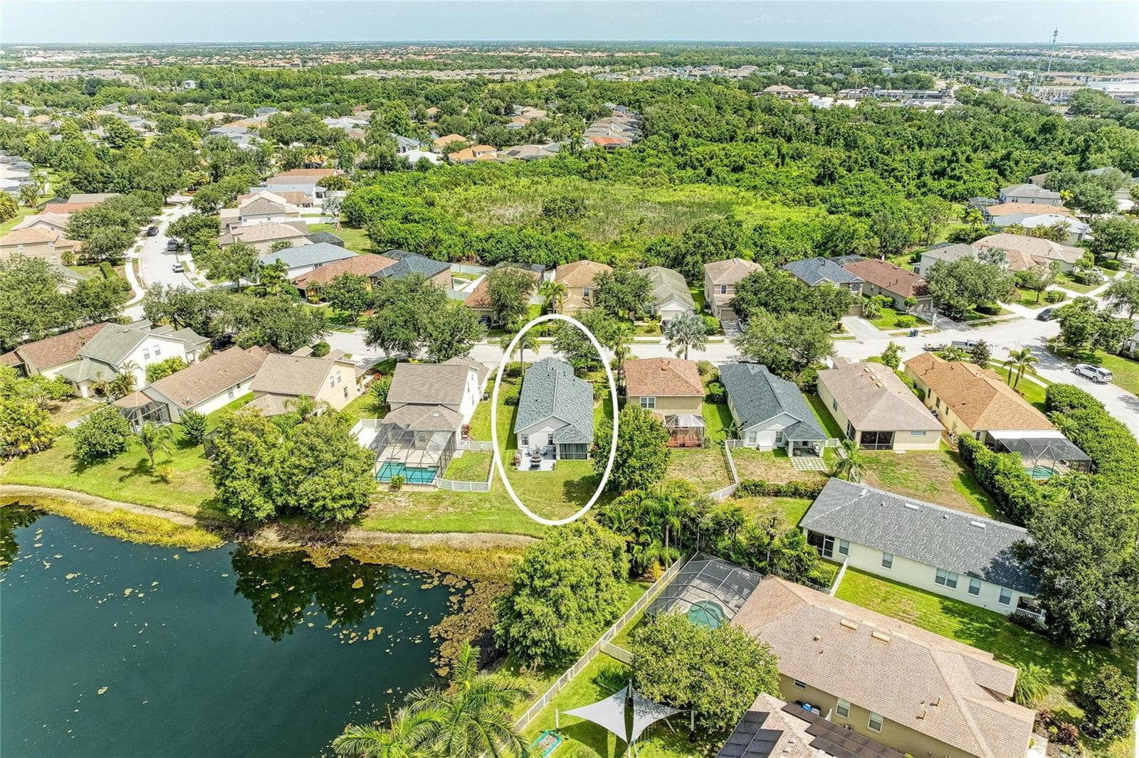 Single Family Residence at 14260 GNATCATCHER TER, LAKEWOOD RANCH, photo 44 of 62