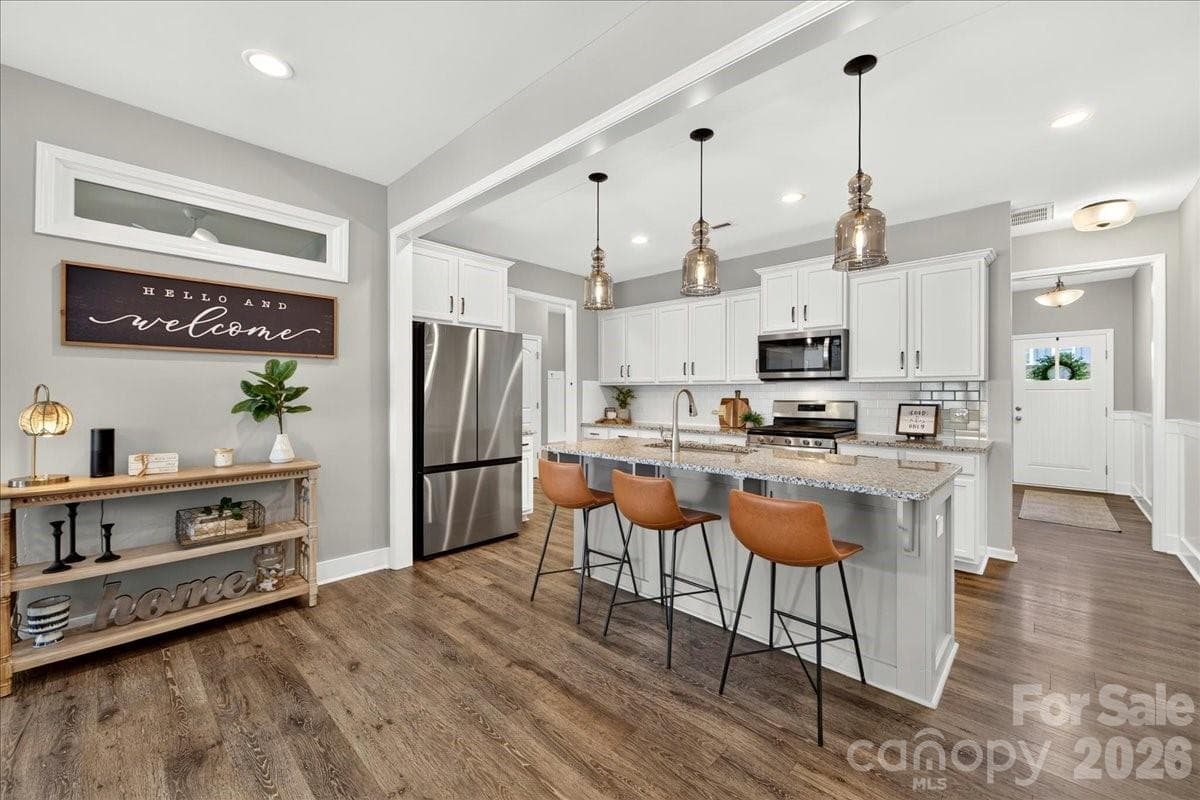 7585 Hartsfield Drive