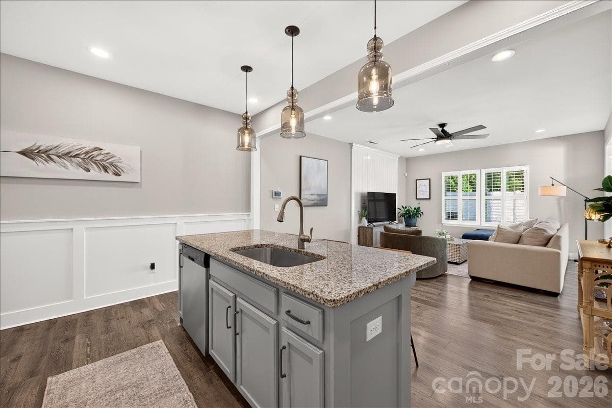Large Kitchen Island - 7585 Hartsfield Drive, Lancaster