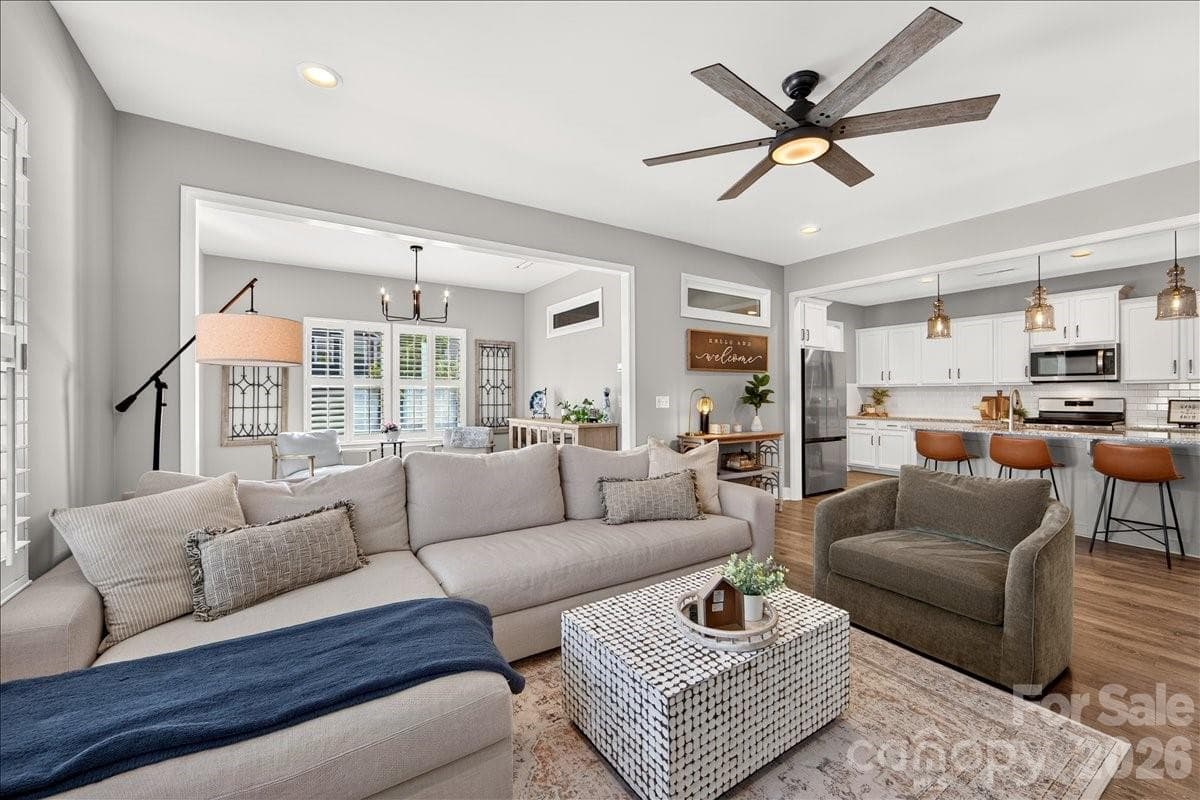 Large Open Living Room - 7585 Hartsfield Drive, Lancaster