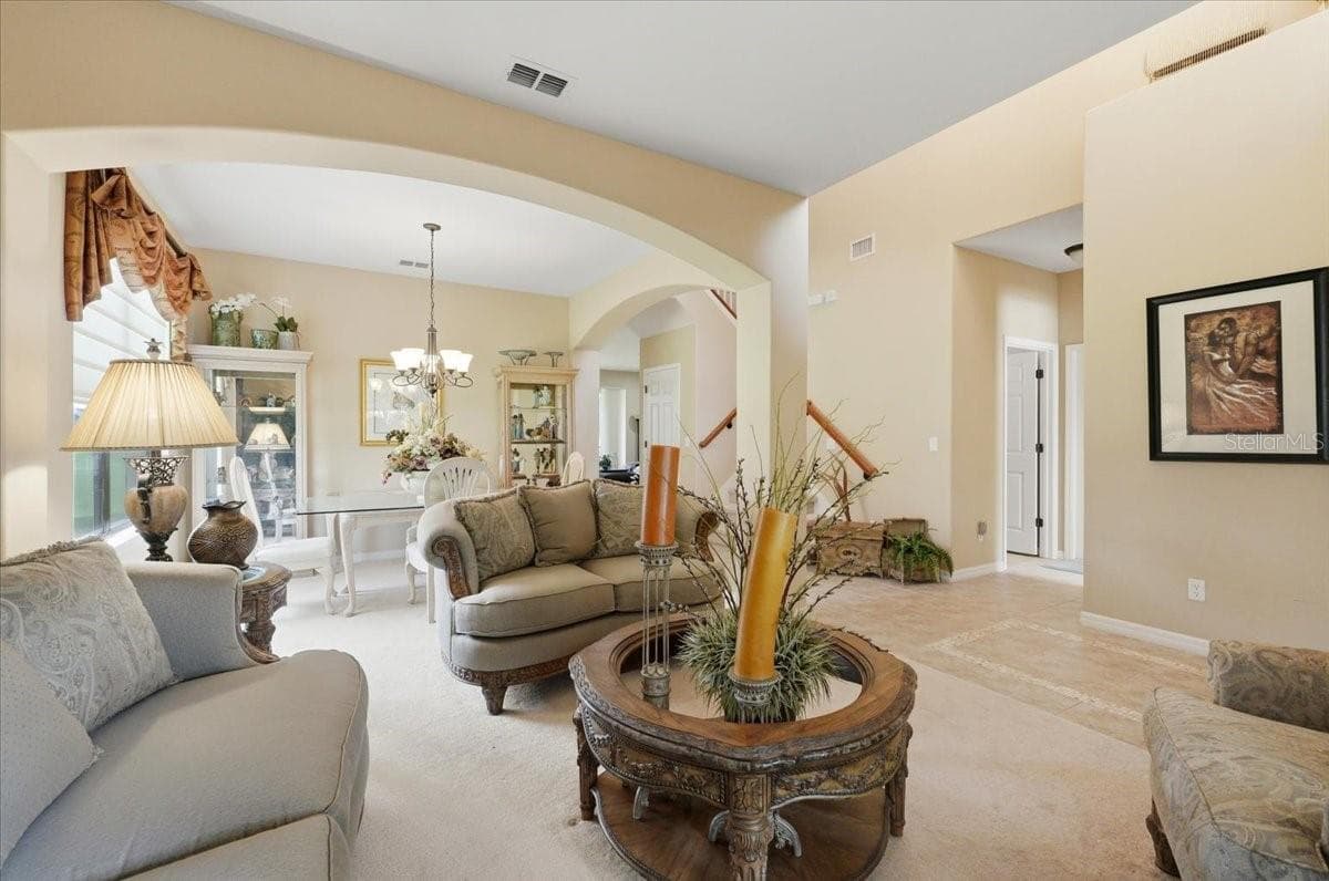Formal living room - 268 OAK LANDING LN, MULBERRY