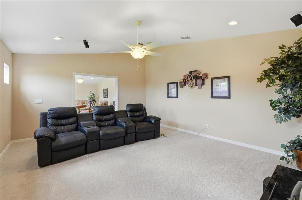 Single Family Residence at 268 OAK LANDING LN, MULBERRY, photo 36 of 60
