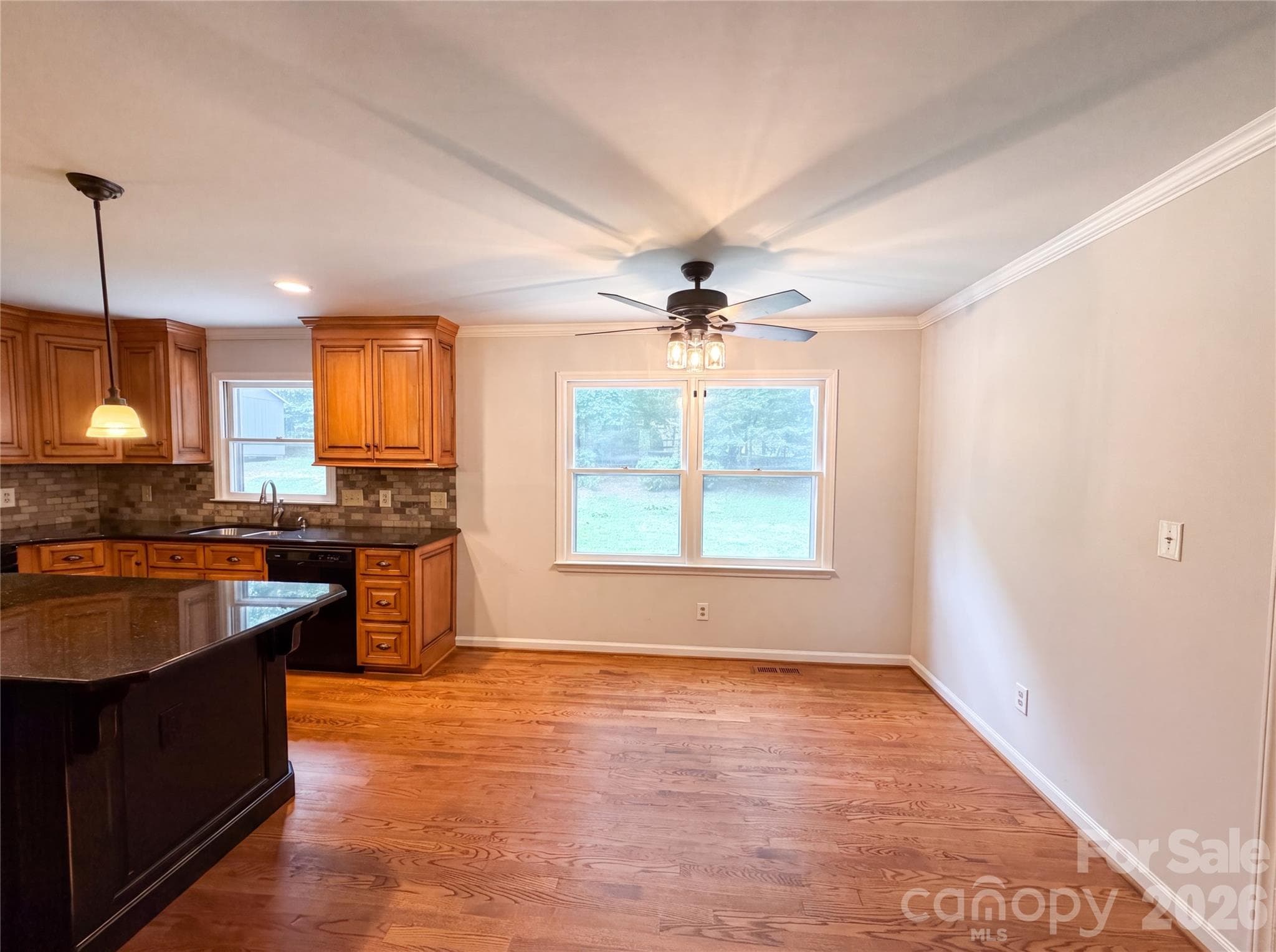 Single Family Residence at 3029 Southampton Circle, Gastonia, photo 6 of 21