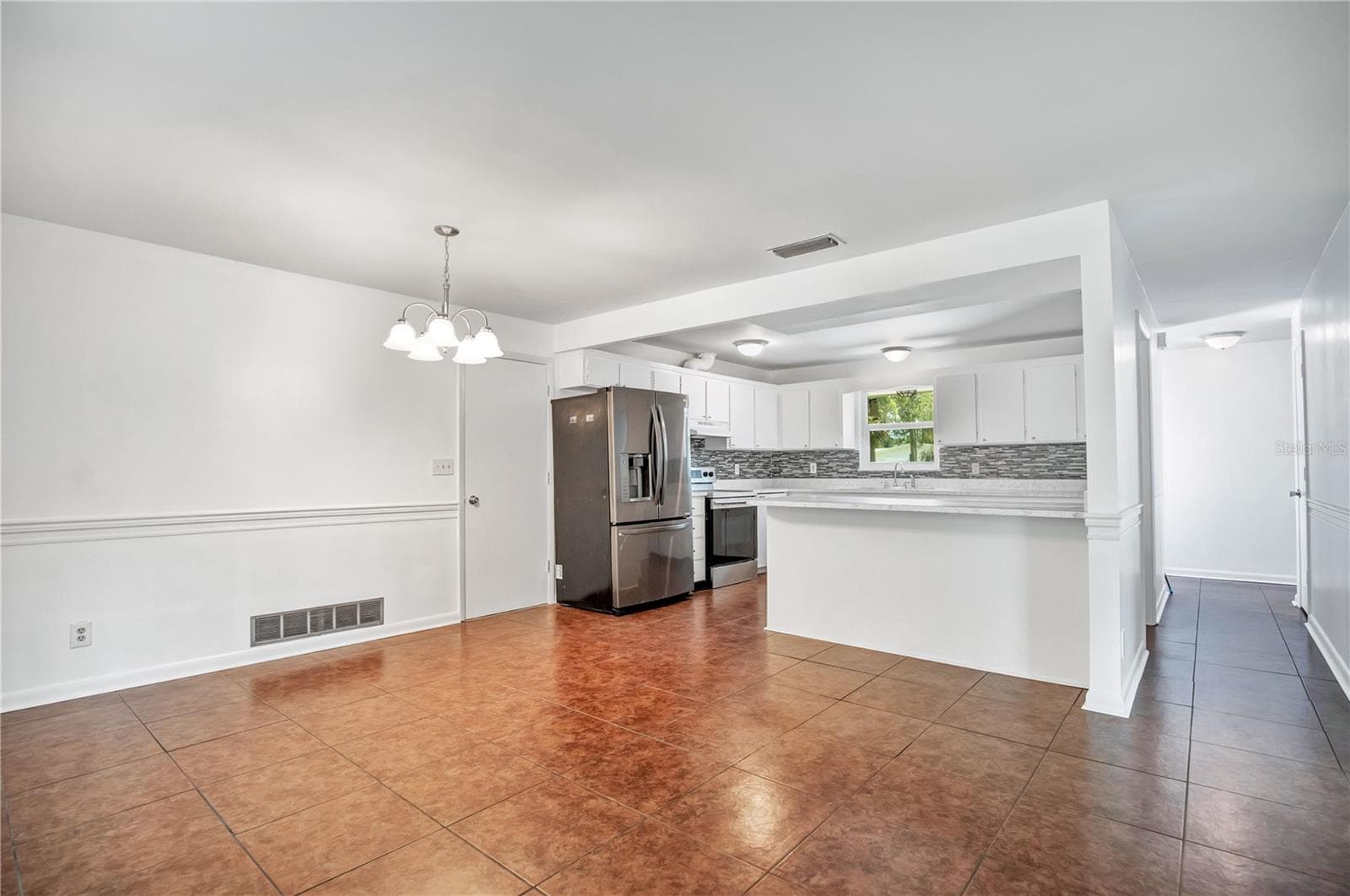 Single Family Residence at 236 MCINTOSH RD, ORMOND BEACH, photo 6 of 47