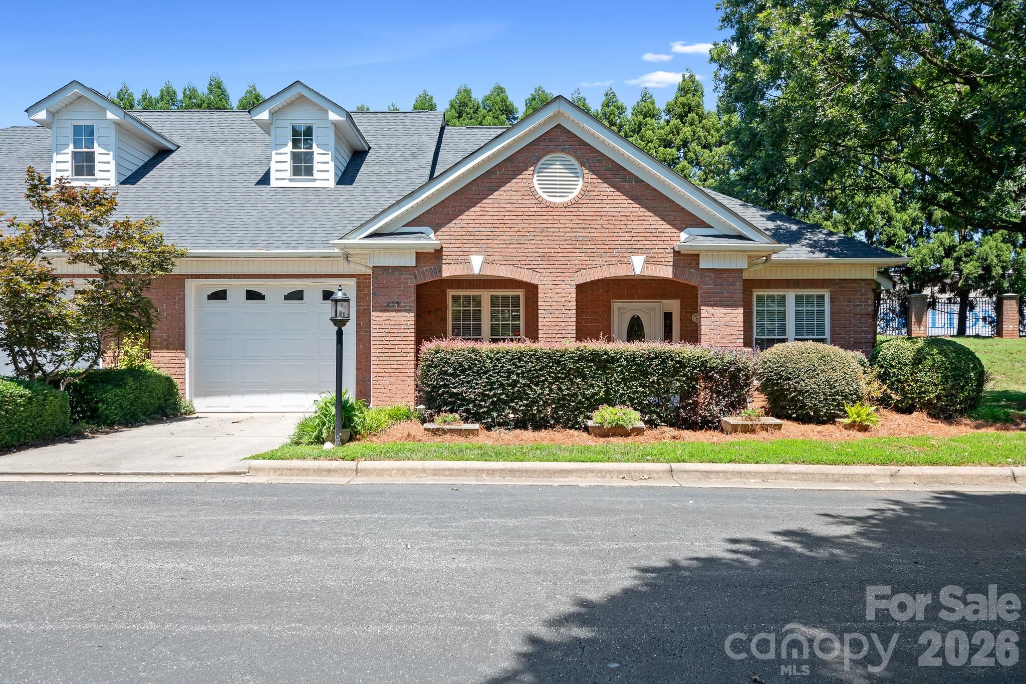 215 Knops Nob Road