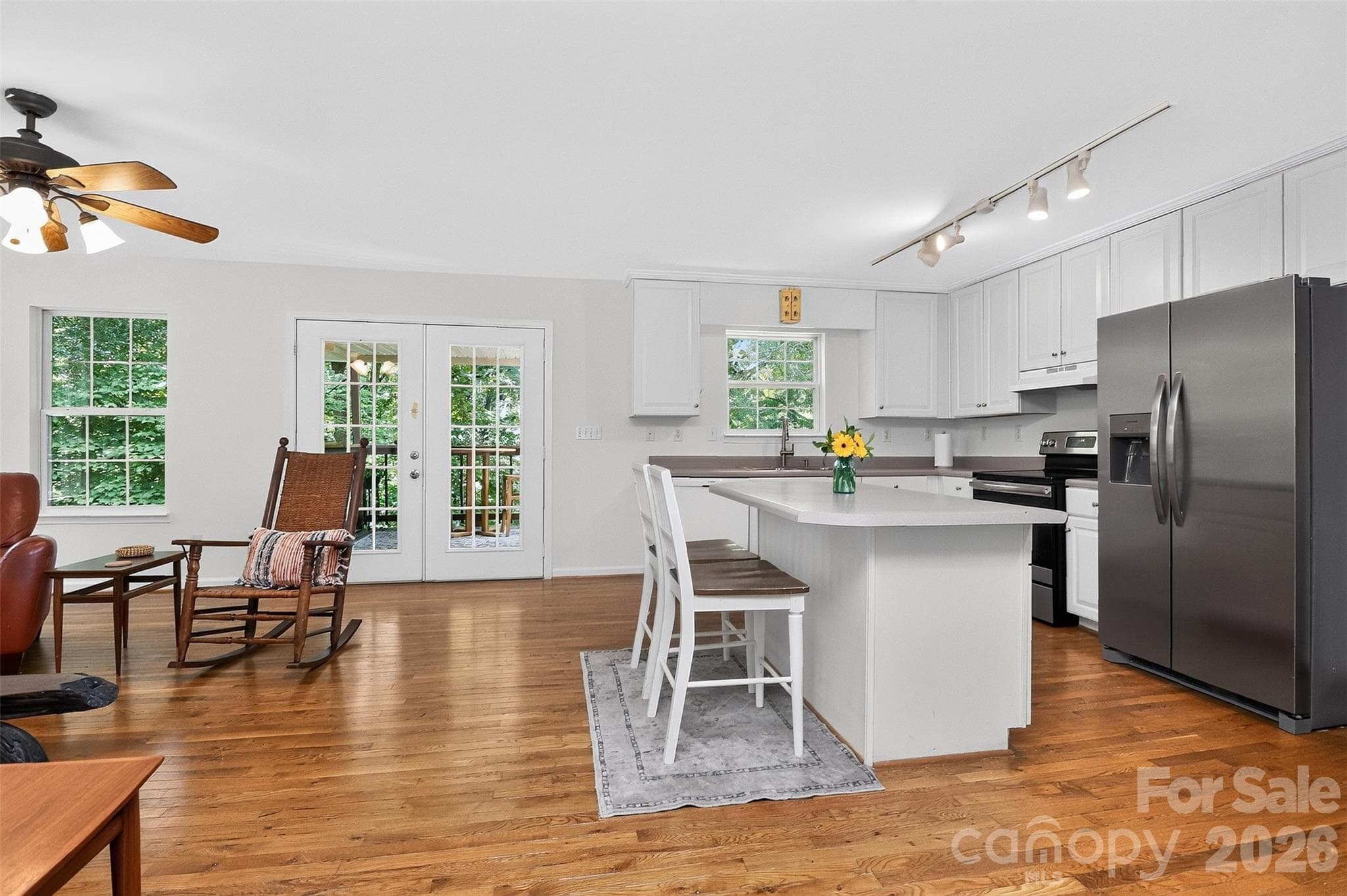 Single Family Residence at 7912 Ritter Drive, Charlotte, photo 14 of 40