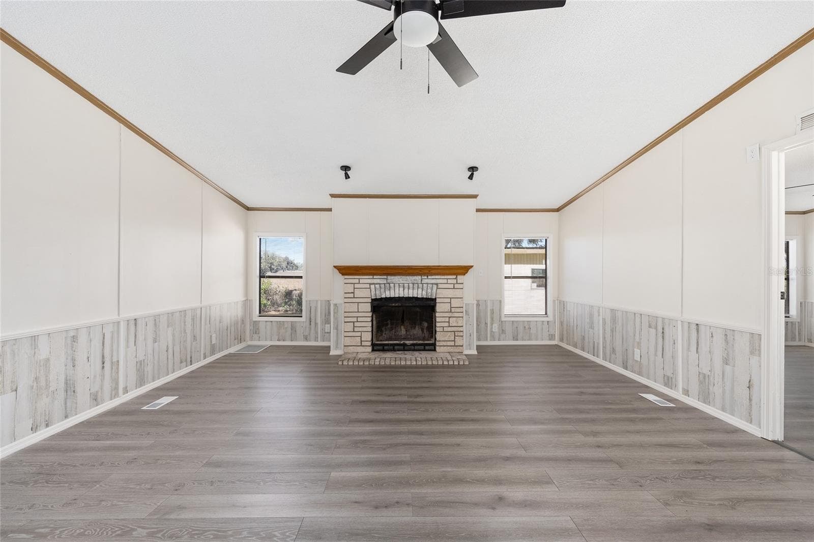 Manufactured Home at 22817 SW 117TH ST, DUNNELLON, photo 19 of 62