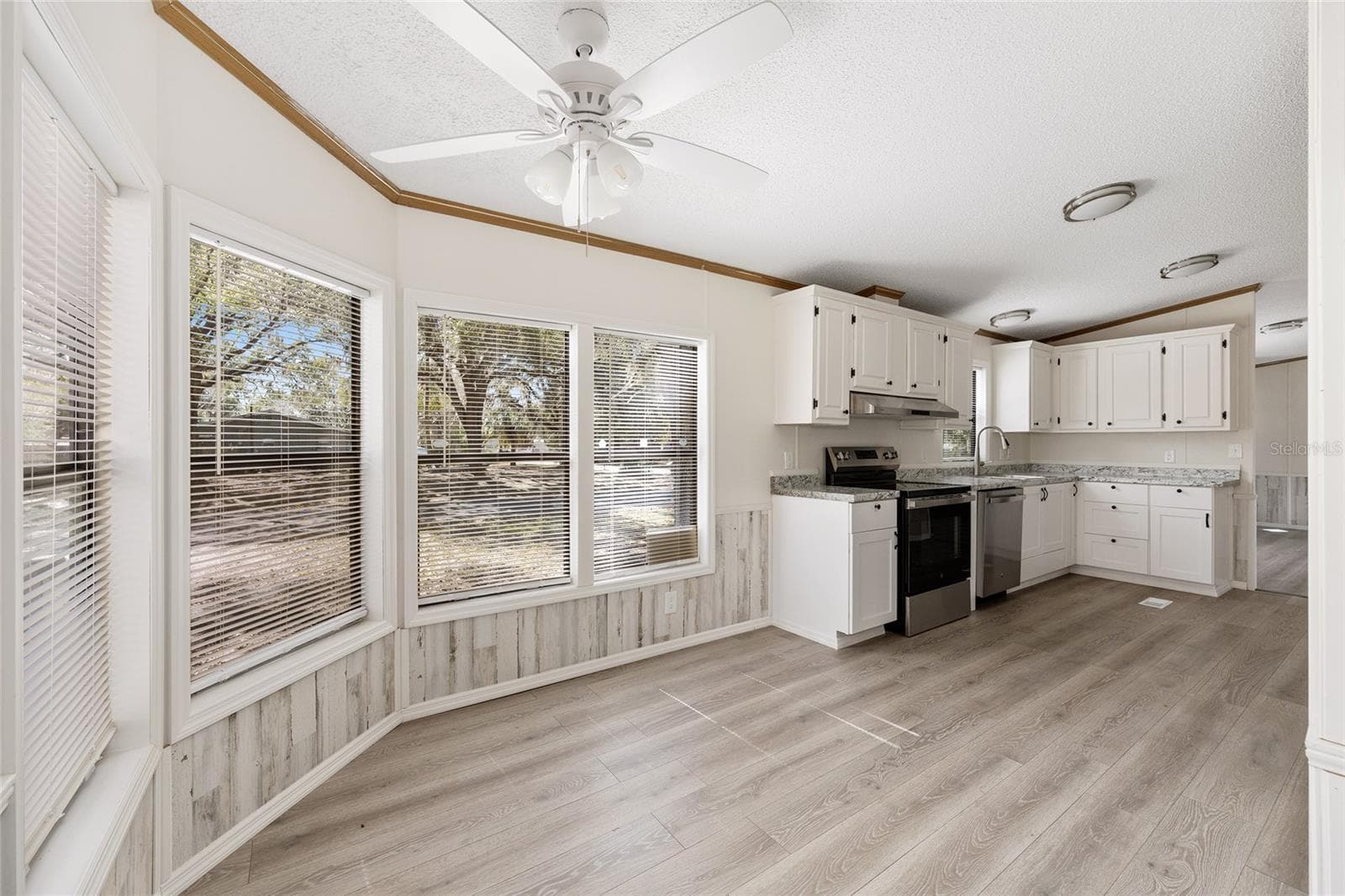 Manufactured Home at 22817 SW 117TH ST, DUNNELLON, photo 27 of 62