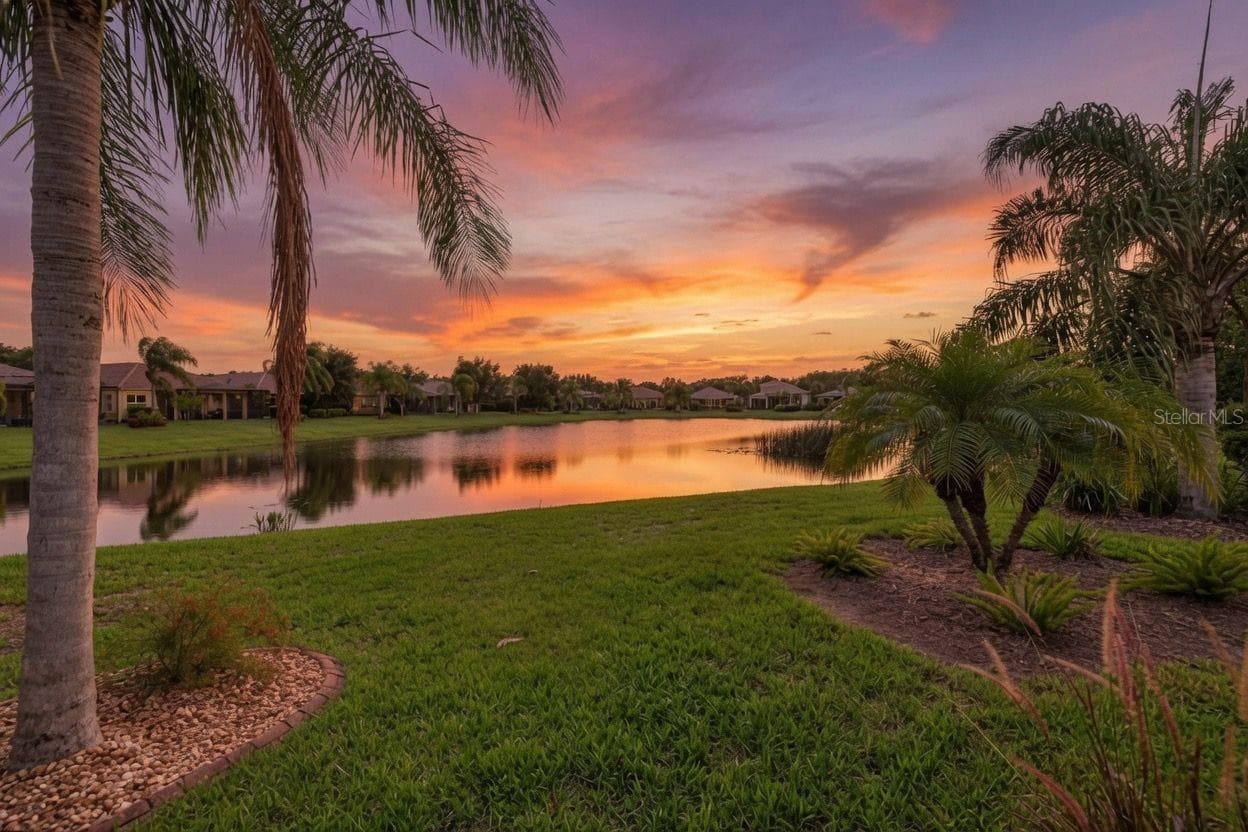 Single Family Residence at 15929 GOLDEN LAKES DR, WIMAUMA, photo 4 of 60