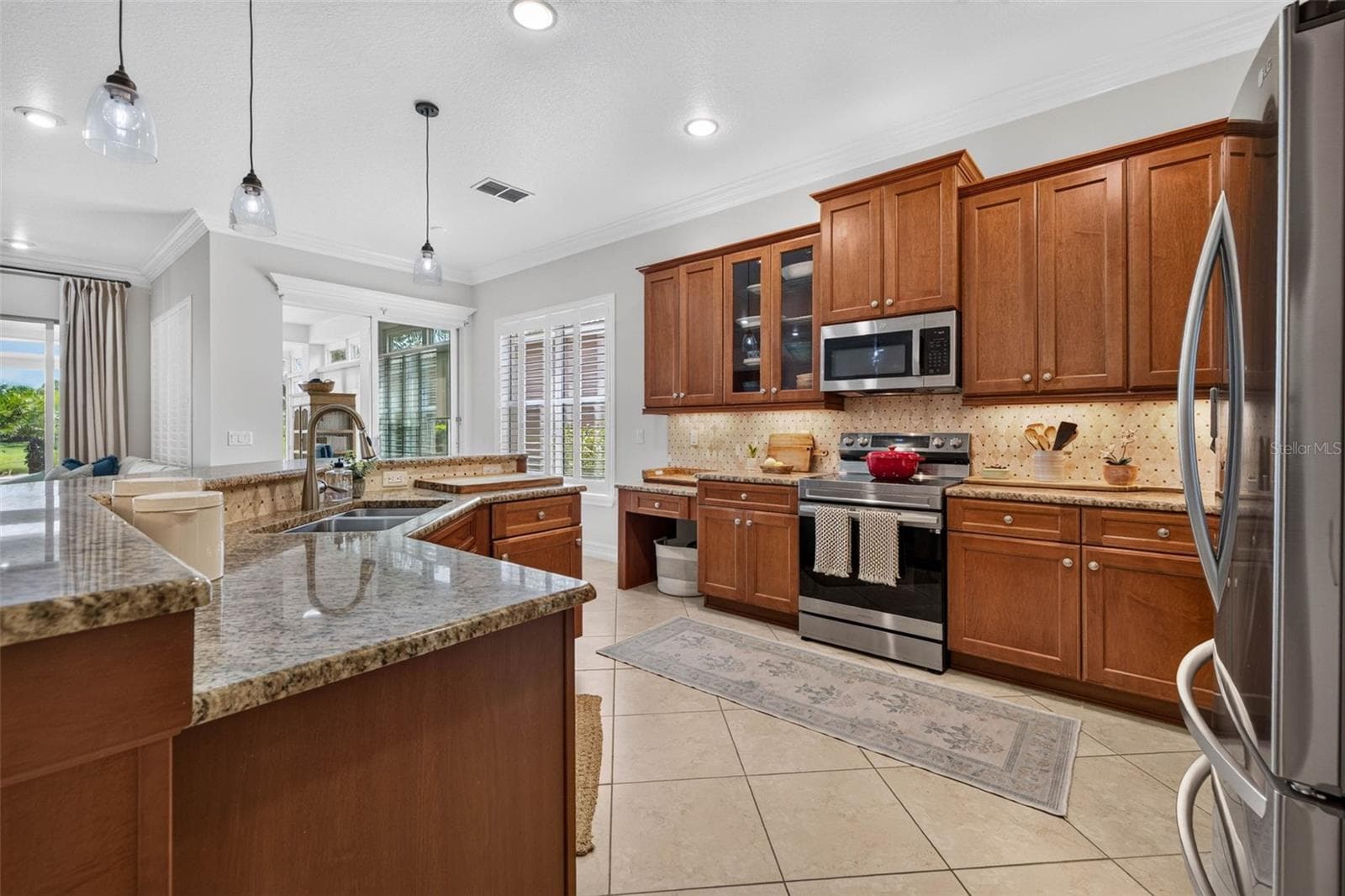 Single Family Residence at 15929 GOLDEN LAKES DR, WIMAUMA, photo 16 of 60