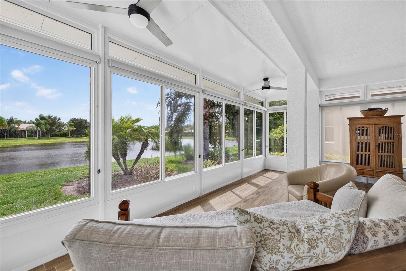 Single Family Residence at 15929 GOLDEN LAKES DR, WIMAUMA, photo 27 of 60