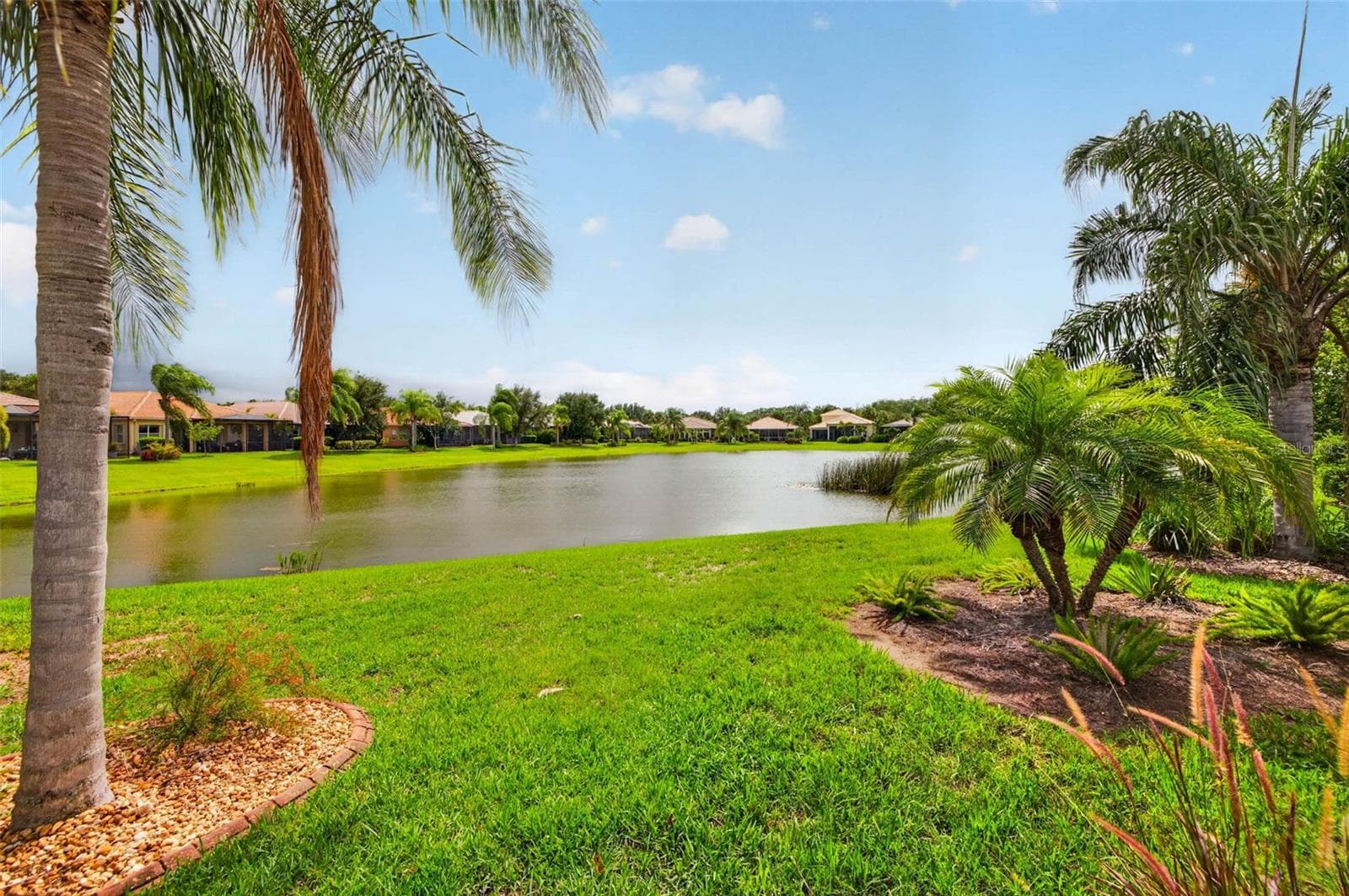 Single Family Residence at 15929 GOLDEN LAKES DR, WIMAUMA, photo 28 of 60