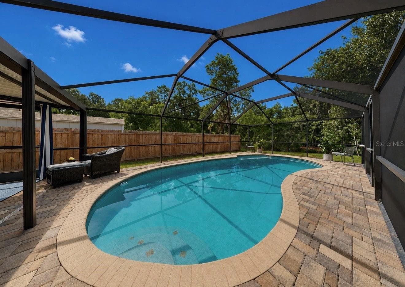 Single Family Residence at 1005 HIGHGROVE CT, VALRICO, photo 4 of 36
