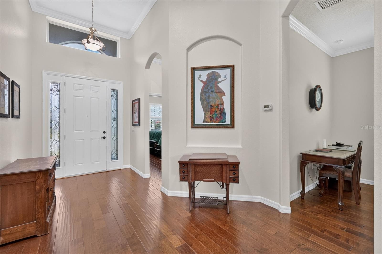 Single Family Residence at 8716 BRIDGEPORT BAY CIR, MOUNT DORA, photo 4 of 44