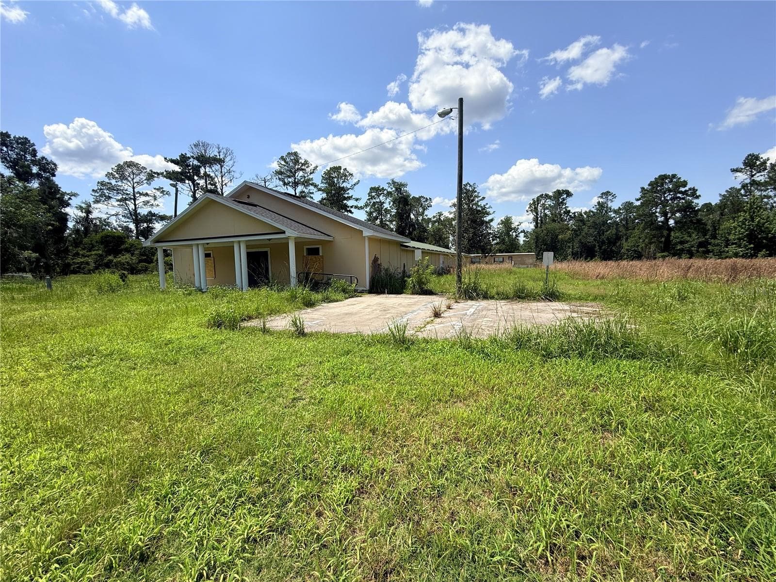11246 COUNTY ROAD 6 E