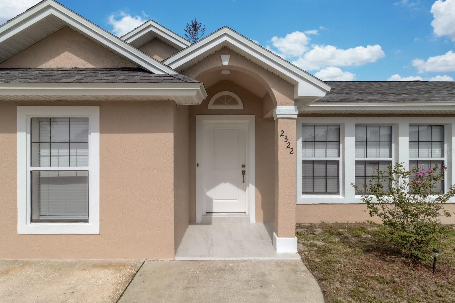 Single Family Residence at 2322 VINCENT RD, ORLANDO, photo 2 of 29