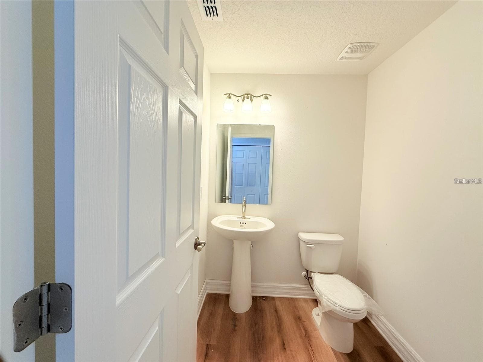 Townhouse at 222 CARPENTERS WAY #66, LAKELAND, photo 5 of 18