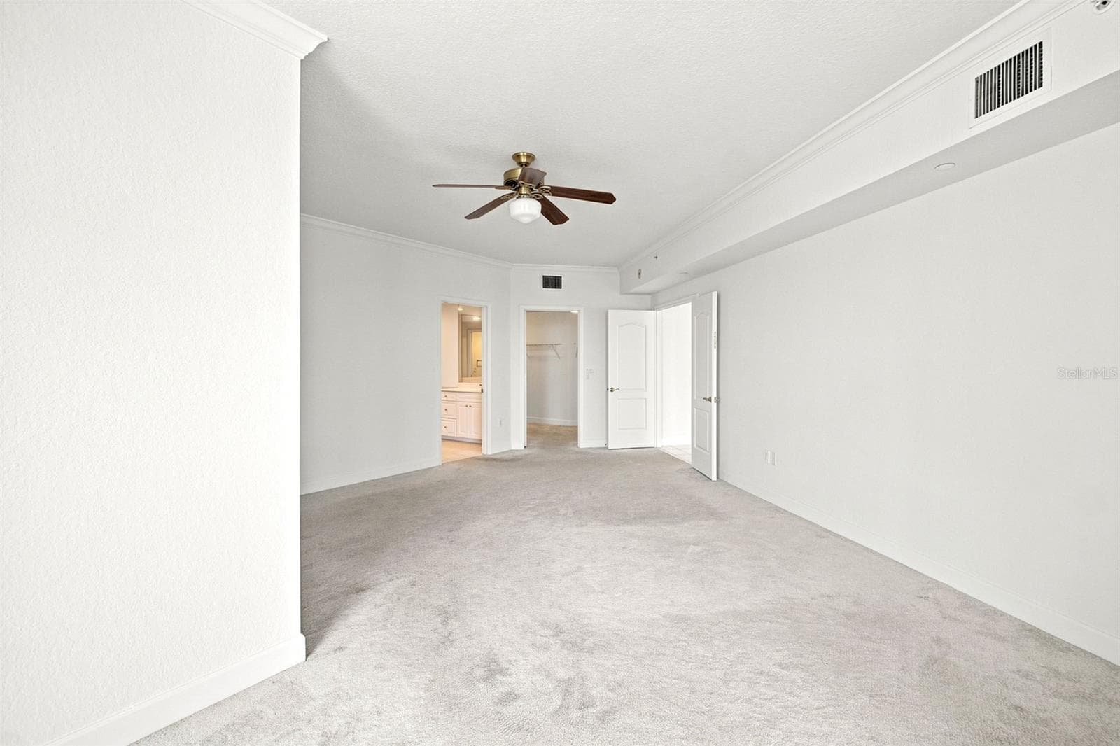 Condominium at 100 BEACH DR NE #1501, ST PETERSBURG, photo 32 of 86