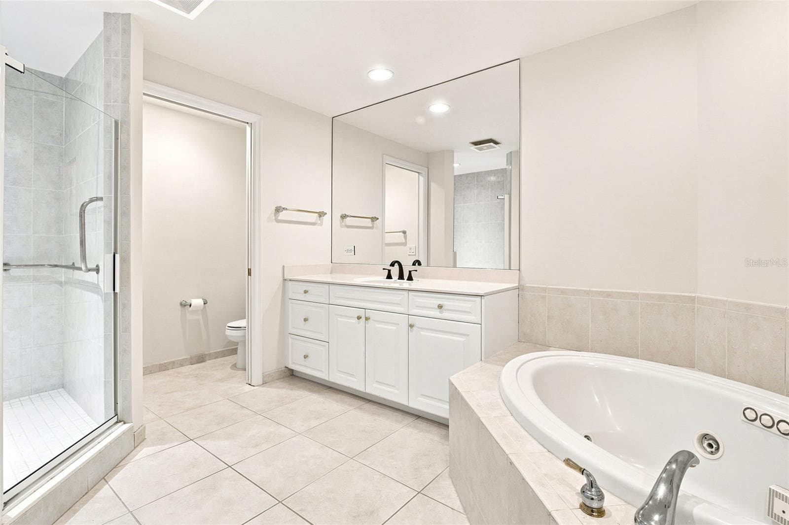 Condominium at 100 BEACH DR NE #1501, ST PETERSBURG, photo 35 of 86
