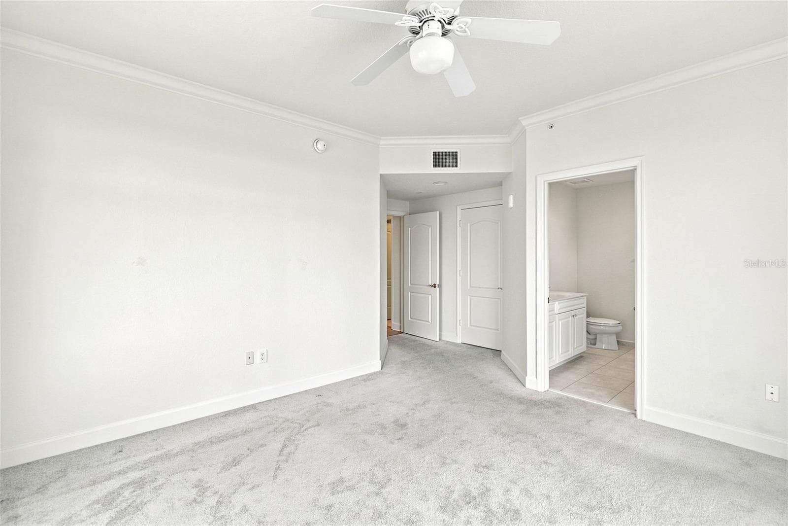Condominium at 100 BEACH DR NE #1501, ST PETERSBURG, photo 44 of 86