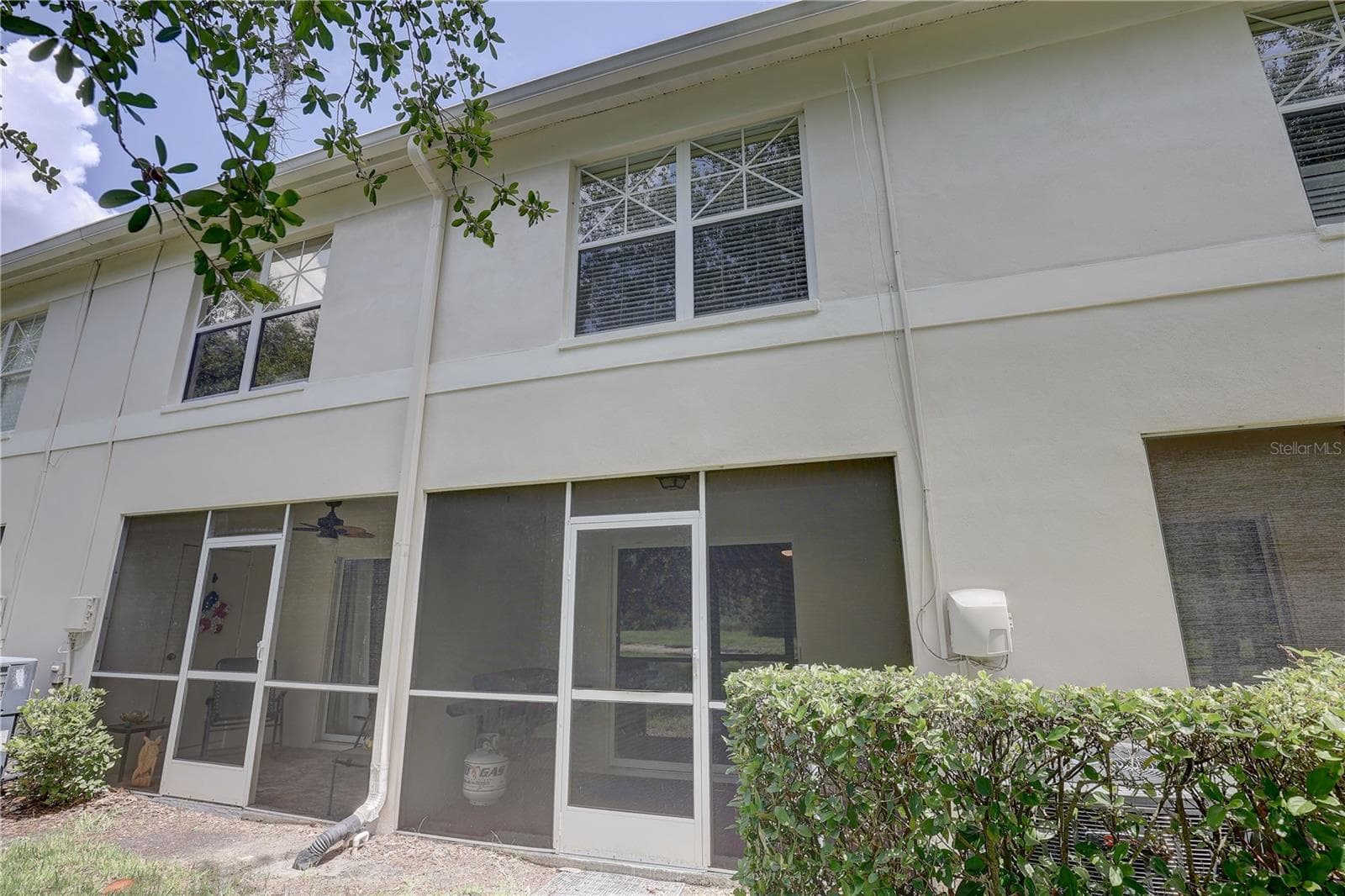 Townhouse at 9516 CHARLESBERG DR, TAMPA, photo 35 of 42