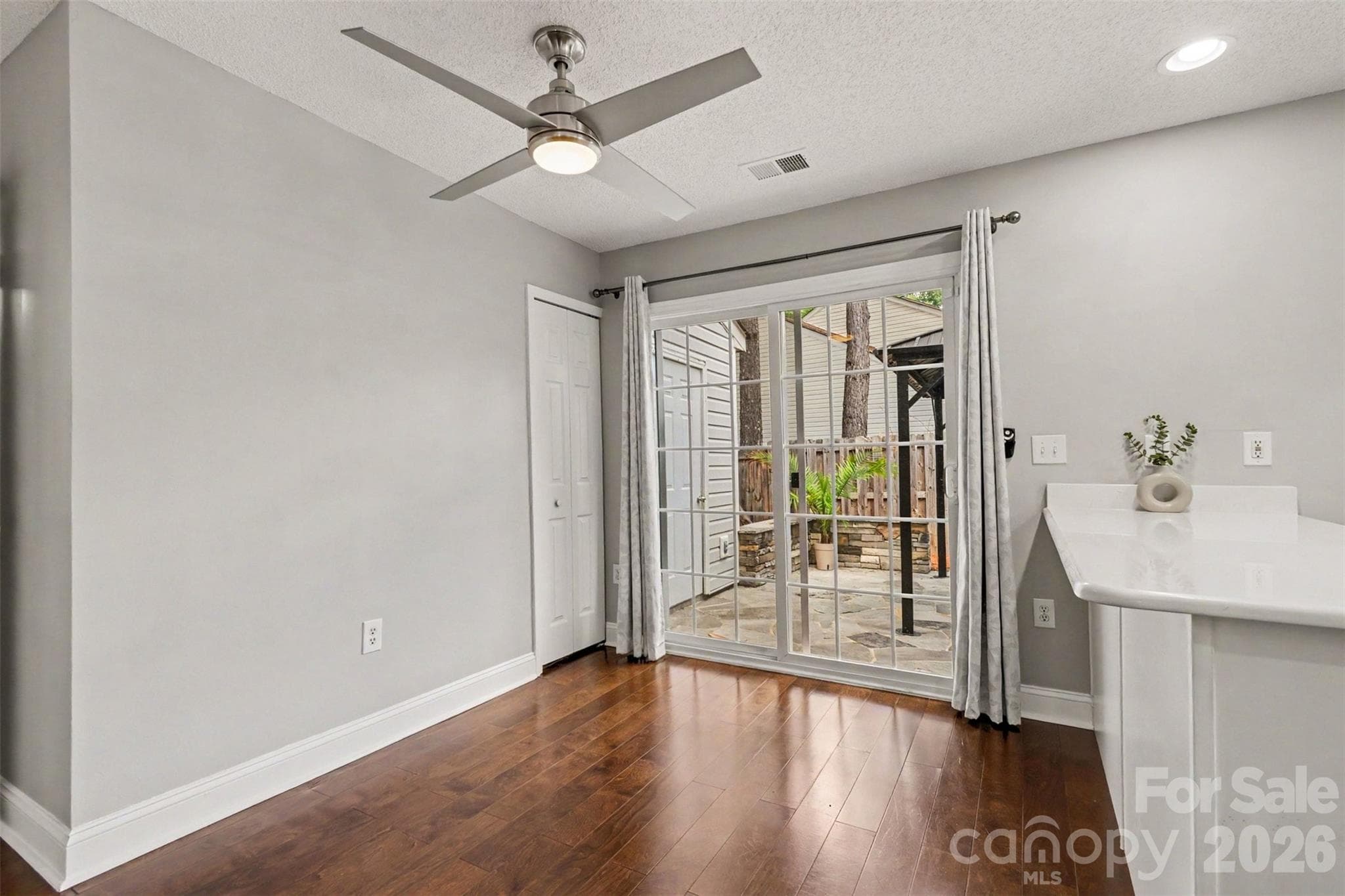 Townhouse at 12683 Bluestem Lane, Charlotte, photo 14 of 36