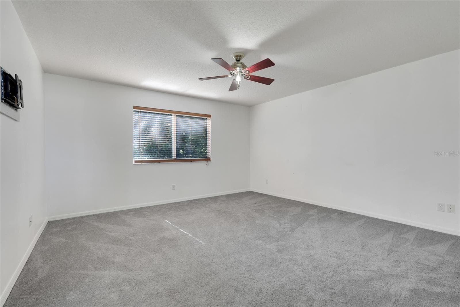 Single Family Residence at 1832 NATURE COVE LN, CLERMONT, photo 31 of 50