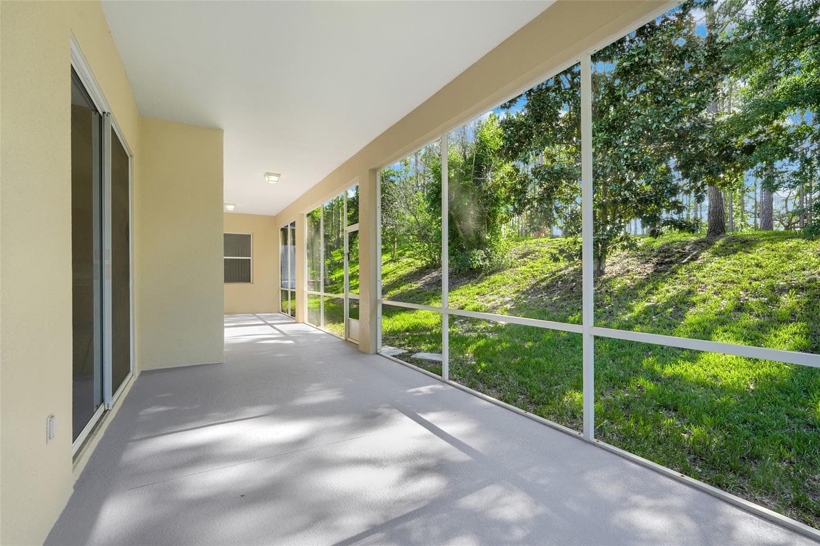 Single Family Residence at 1832 NATURE COVE LN, CLERMONT, photo 43 of 50
