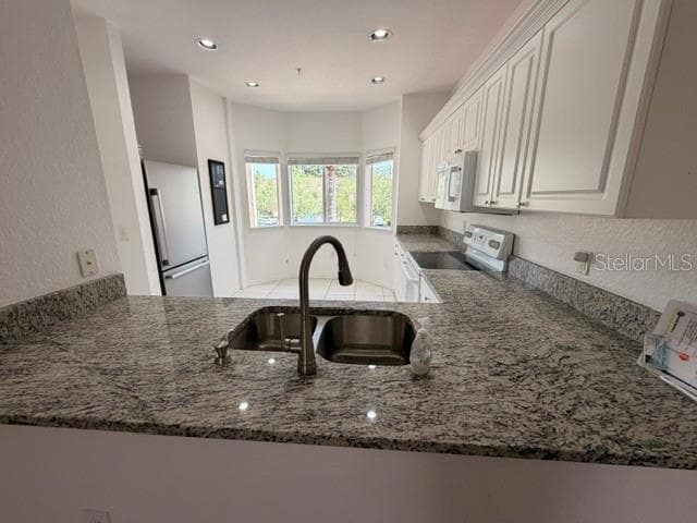 Condominium at 3980 MEDITERRANEA CIR #522, SARASOTA, photo 5 of 44