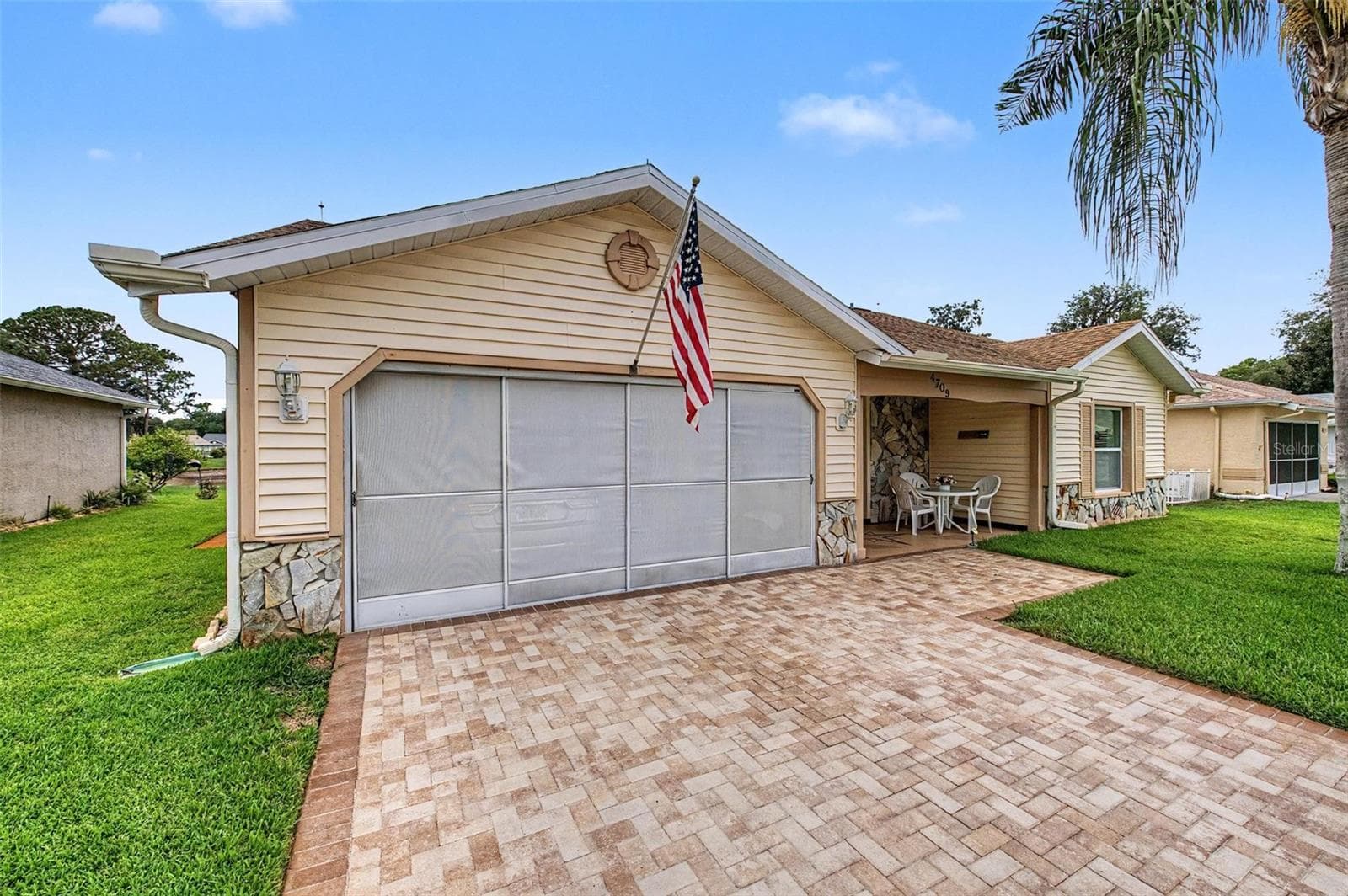 Brick Paver Driveway - 4709 PORTLAND MANOR DR, NEW PORT RICHEY