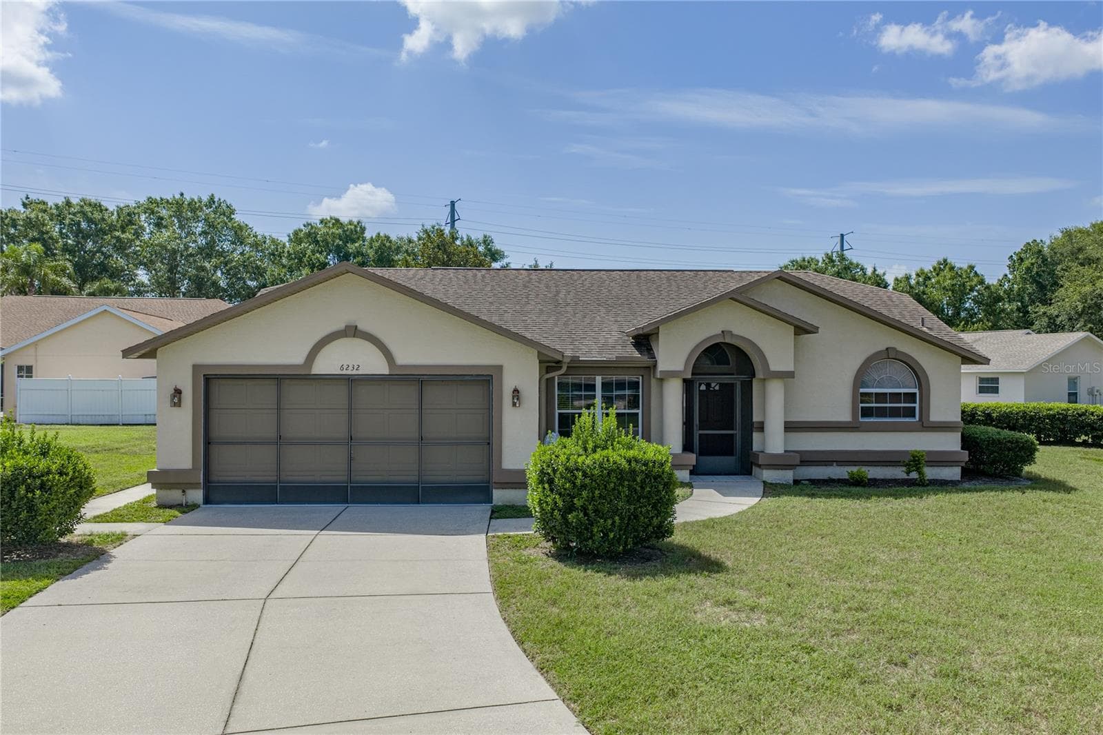 6232 HUNTINGTON DR