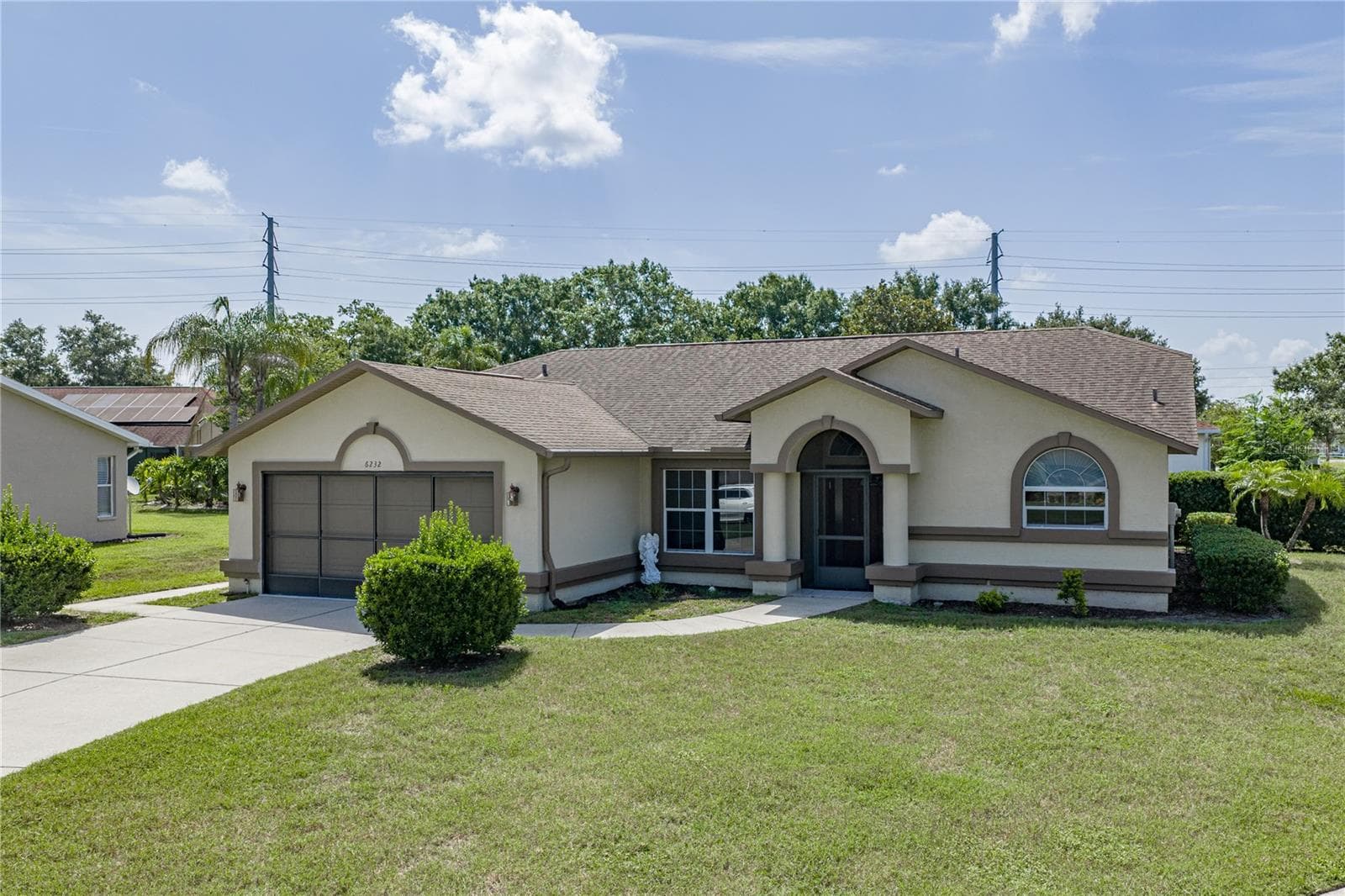 Single Family Residence at 6232 HUNTINGTON DR, ZEPHYRHILLS, photo 3 of 60