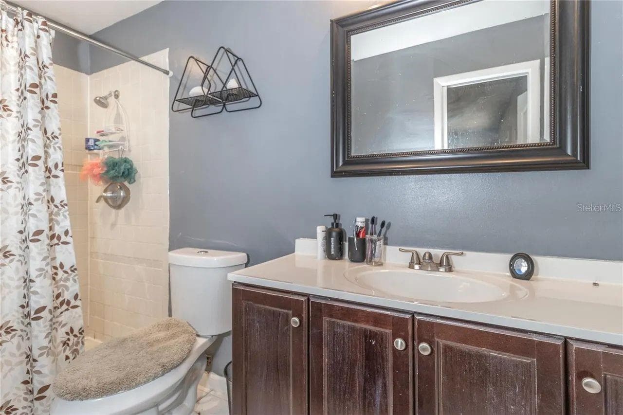 Single Family Residence at 6334 QUAIL RIDGE DR, TAMPA, photo 18 of 31