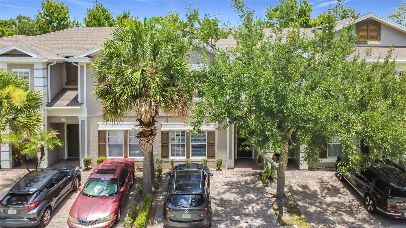 2394 CARAVELLE CIR