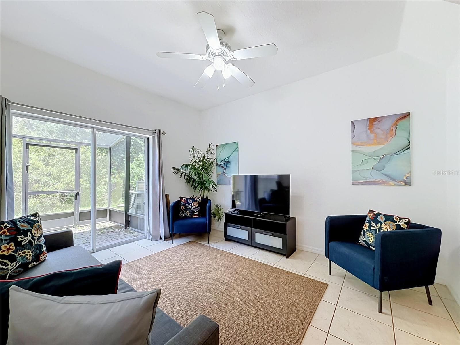 Townhouse at 2394 CARAVELLE CIR, KISSIMMEE, photo 18 of 52