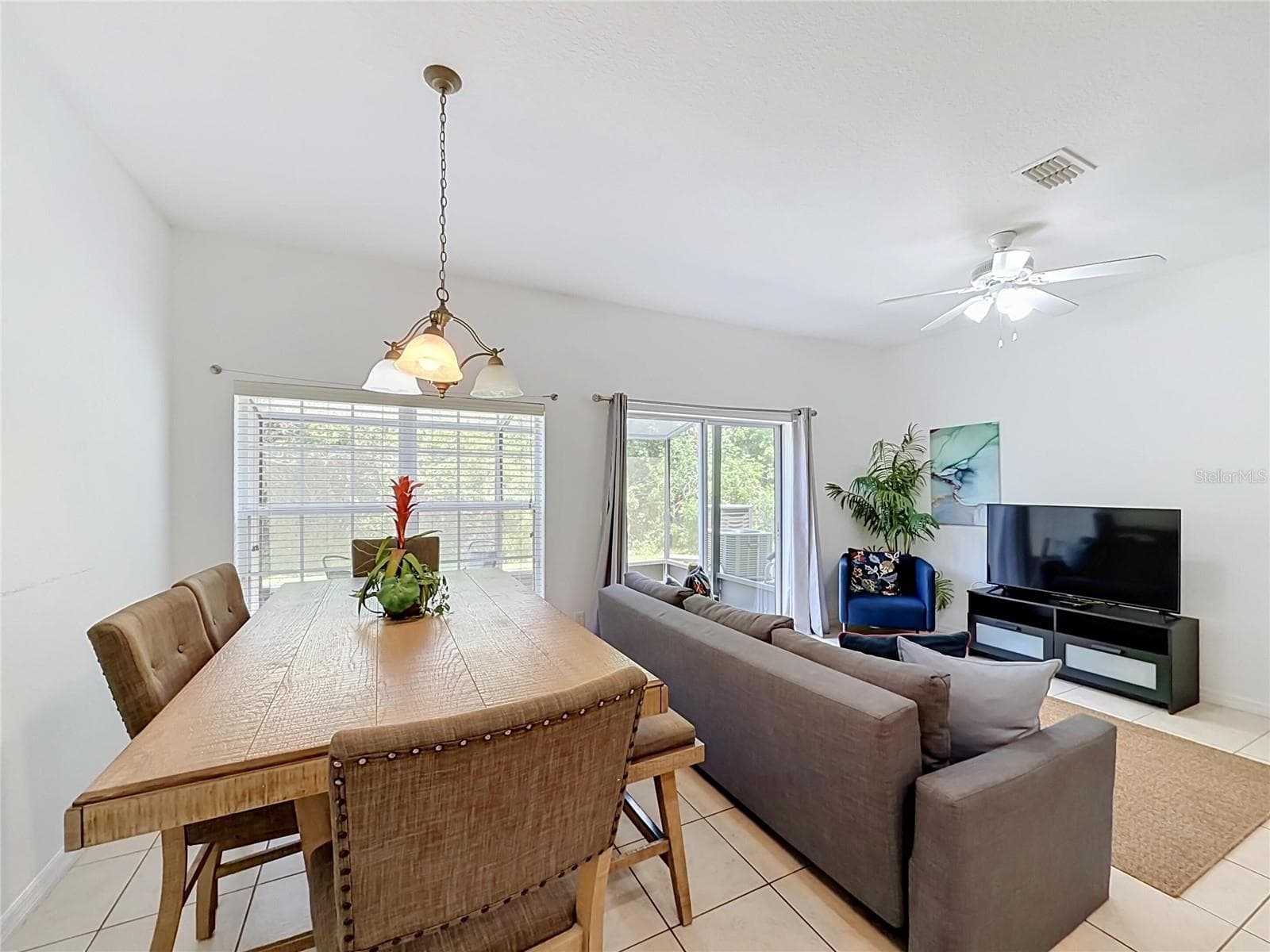 Townhouse at 2394 CARAVELLE CIR, KISSIMMEE, photo 21 of 52